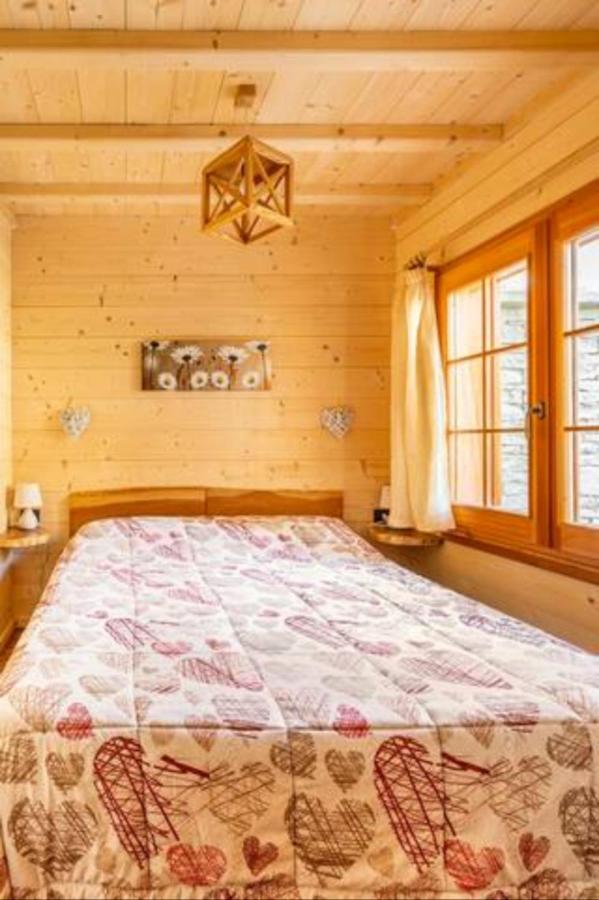 B&B Chalet Il Picchio Varzo Eksteriør billede