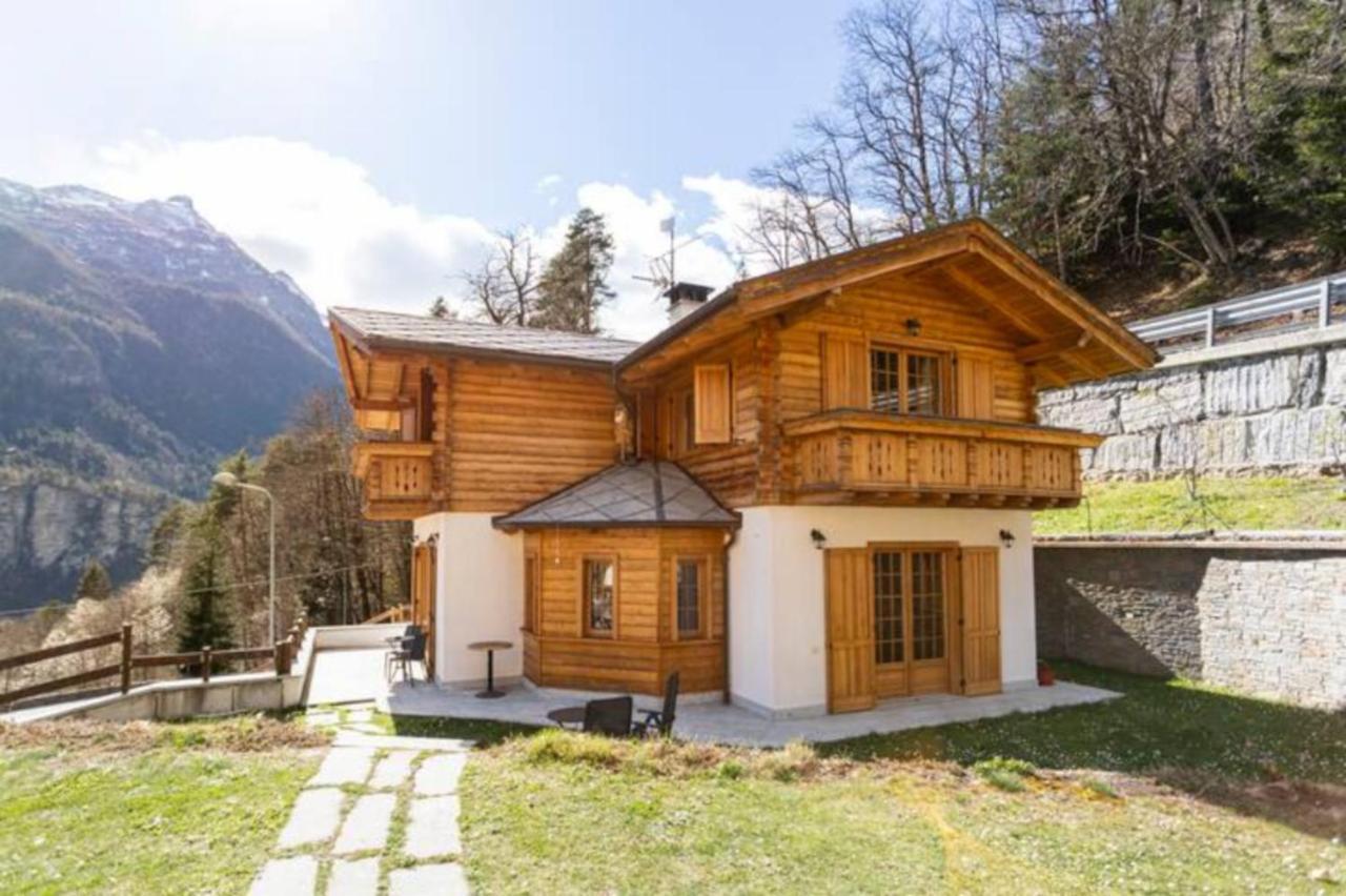 B&B Chalet Il Picchio Varzo Eksteriør billede